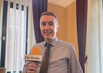 「劍橋現象」專家史密茨博士：一片荒蕪沼澤地，是這樣成為全球第一諾貝爾獎搖籃的！