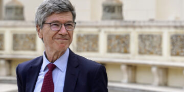 美國僅占世界人口的4%，卻貢獻了全球4分之1溫室氣體排放！SDSN 主席傑佛瑞·薩克斯教授：全球須實踐問責制、落實公平！