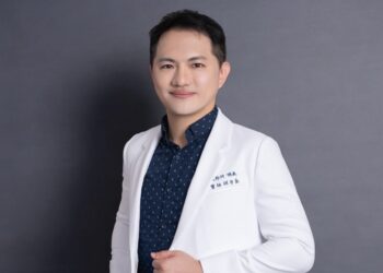 新顏診所胡守丞院長。（圖：新顏診所）