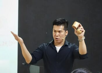 劍聲文教教學總監翁凡哲。（圖：劍聲文教）