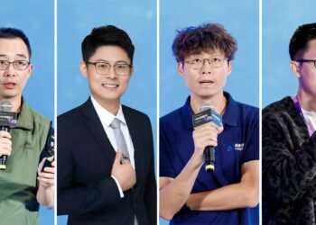 從左至右：小擇智能創辦人李國山、出海研究院創辦人忠哥、語核科技創辦人兼 CEO 翟星吉、非凡產研研究負責人宦家臣。（圖：GTC2025 Shanghai）